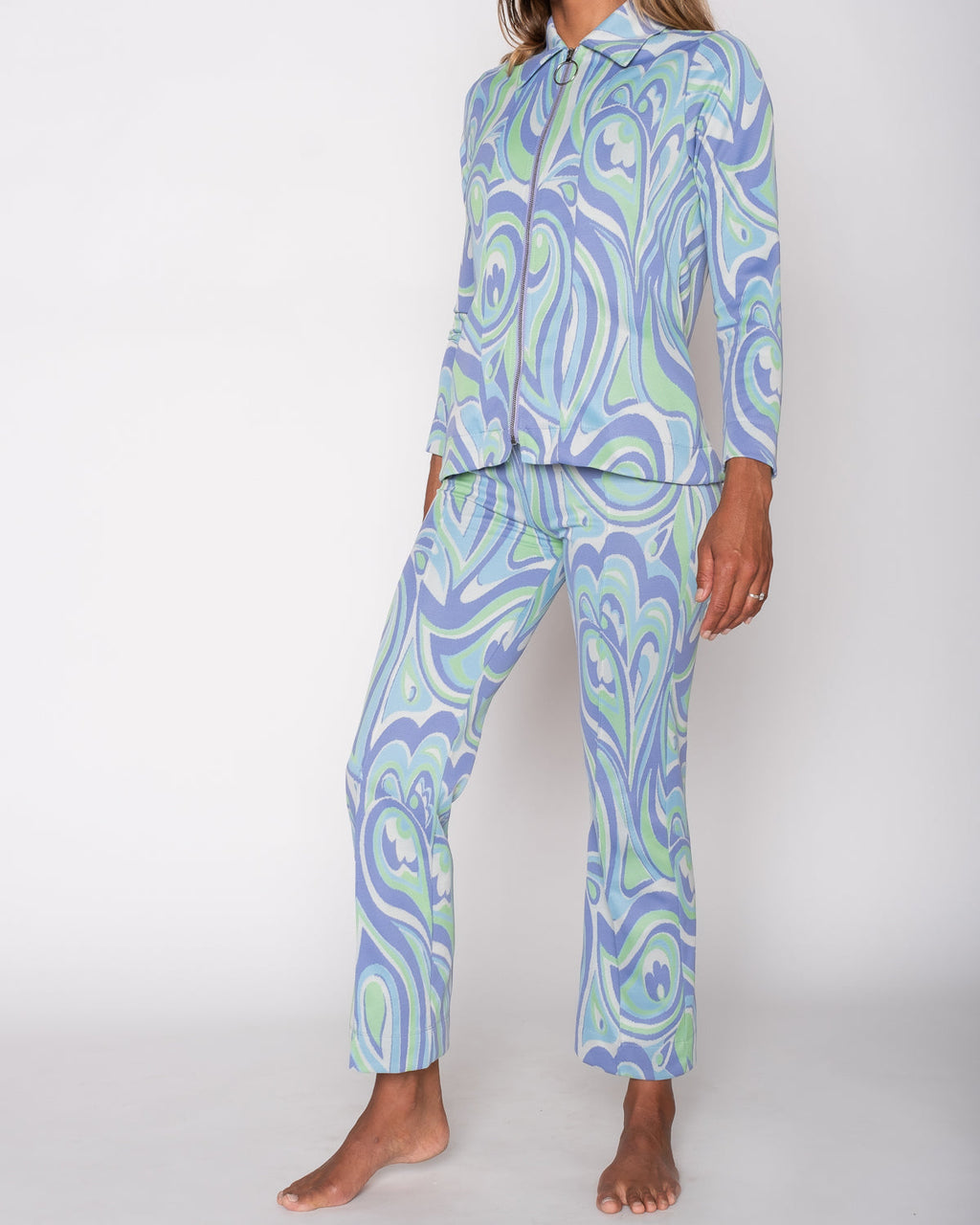  Tessa Pant - Ofelia