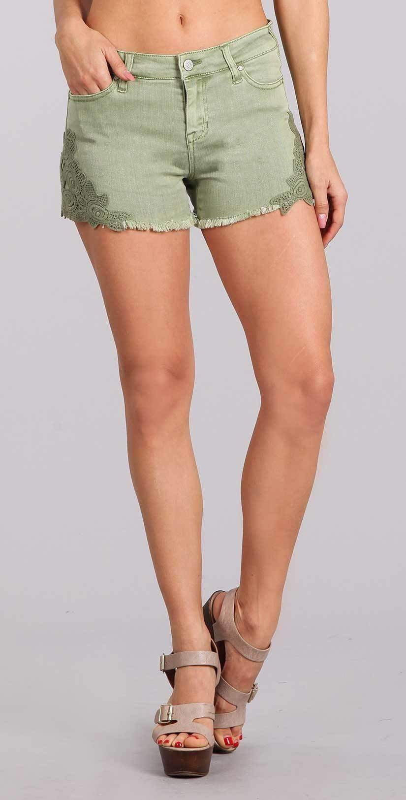  Celebrity Pink Jean 3" Mid Rise Crochet Applique Shorts In Reseda CJ30902E30
