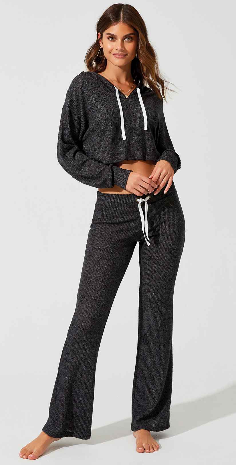  Beach Bunny Josie Pant In Black