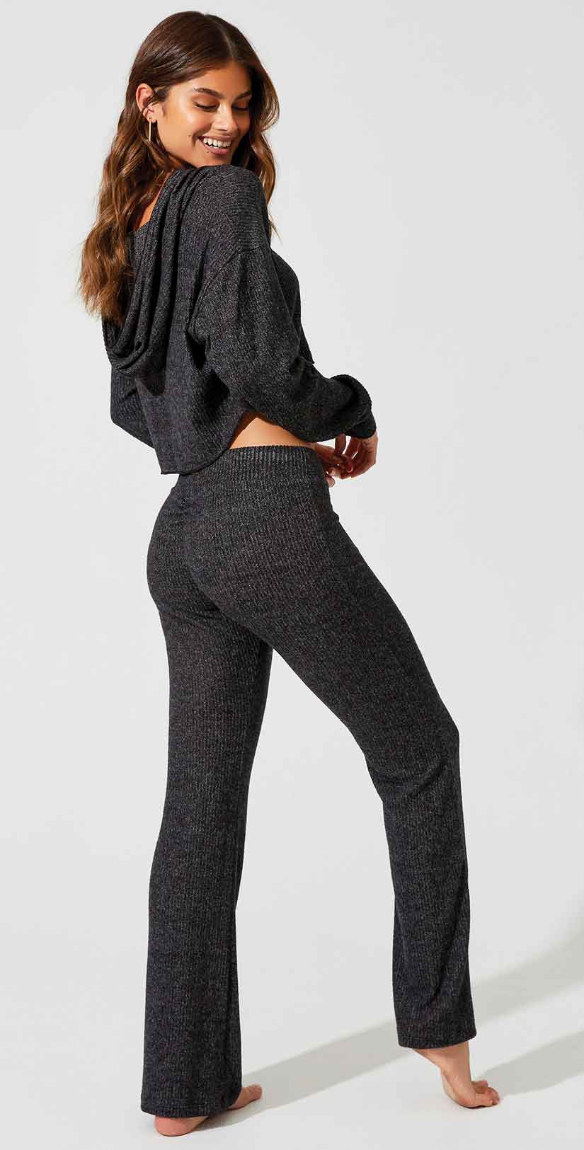  Beach Bunny Josie Pant In Black